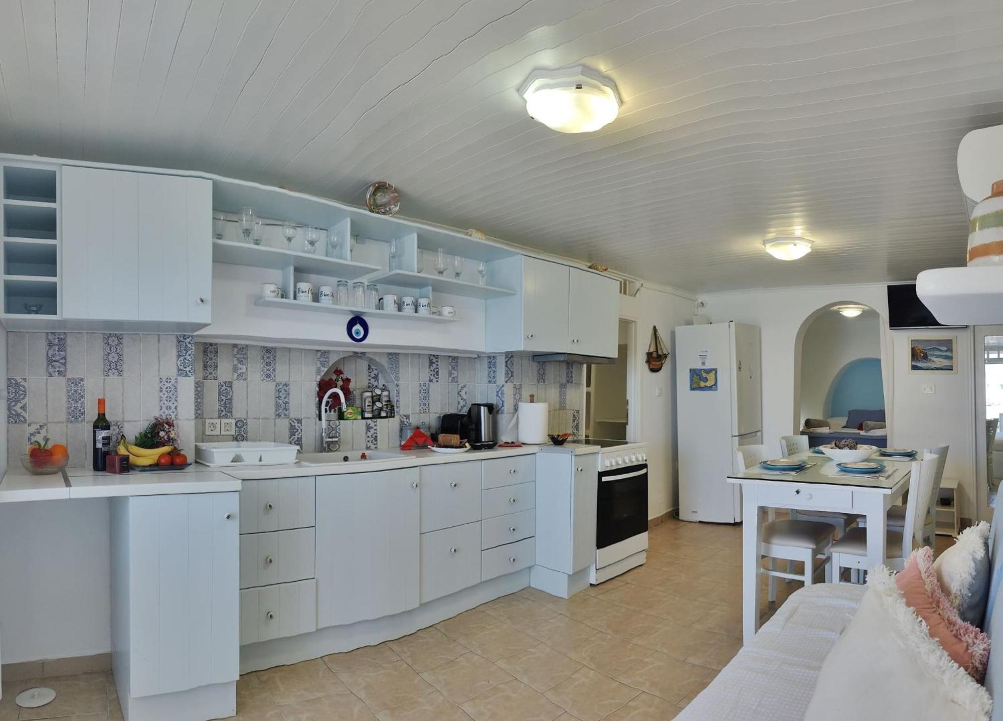 Blue Mare Apartments On The Beach Firopotamos Habitación foto