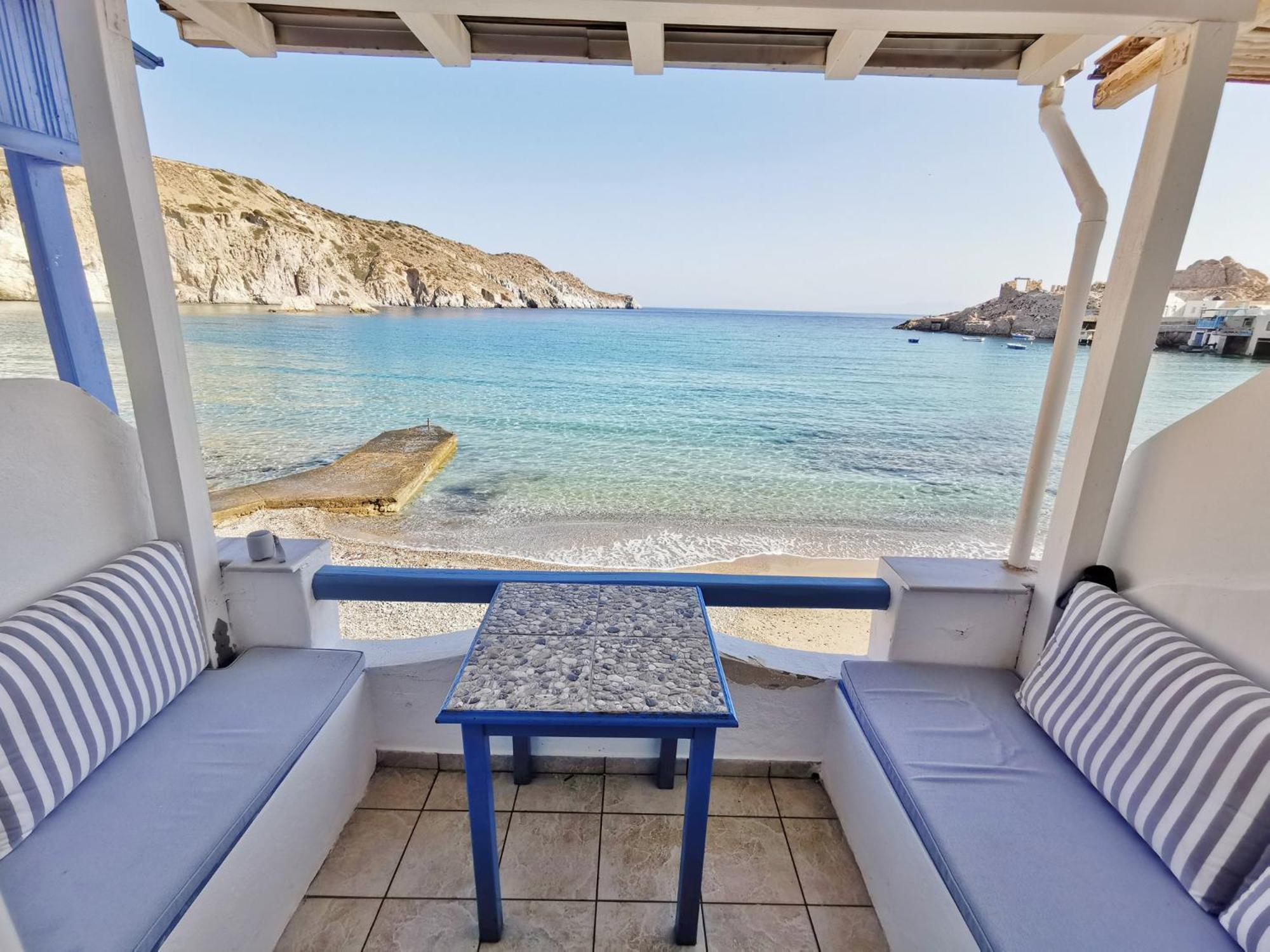 Blue Mare Apartments On The Beach Firopotamos Habitación foto